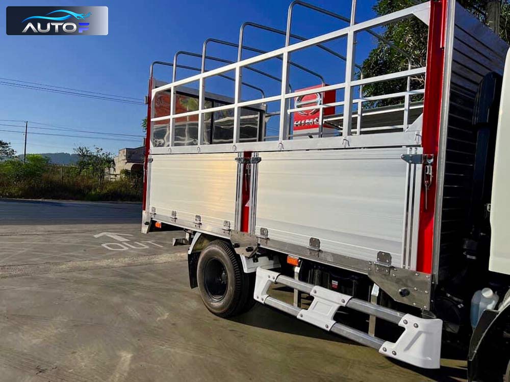 Xe tải Isuzu QKR 230 thùng bạt bửng nhôm (1.9t - 2.3t) dài 3.6 mét
